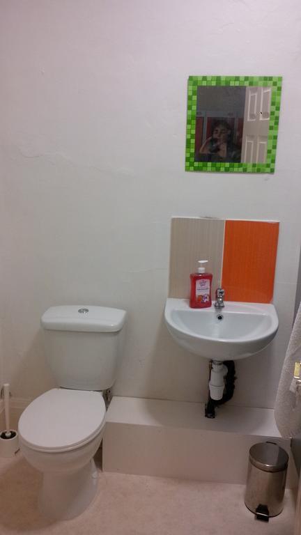 Quick Stop Uk Sheffield Chambre photo